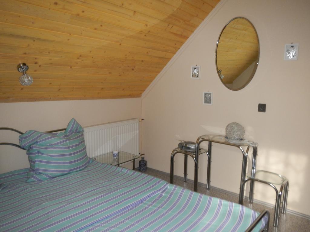 Vakáció Apartman Balatonalmádi Habitación foto